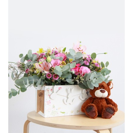 Flowers and Teddy Winnie the Pooh Disney Free Shipping Unique Flowers