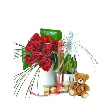 Roses, Bottle of Cava, Teddy Bear and Chocolates! Free Delivery