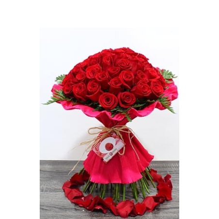 Comprar 50 Rosas San Valentín Regalar Ramo de Flores con Amor
