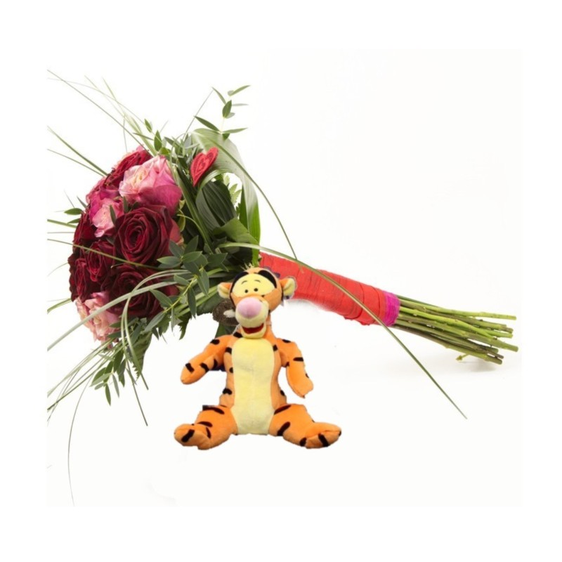 Bouquet 18 roses and Teddy Bear Bouquet of Cheap Roses Free Delivery