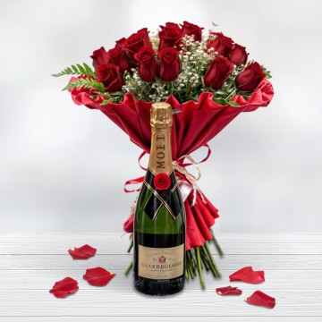 Roses and Bottle of Champagne Moët Chandón Free Delivery