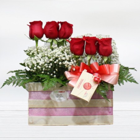 Send Roses to the Home of Jadín de Rosas Rojas. Flowers Free Shipping