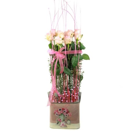 Linear Composition Pink Roses